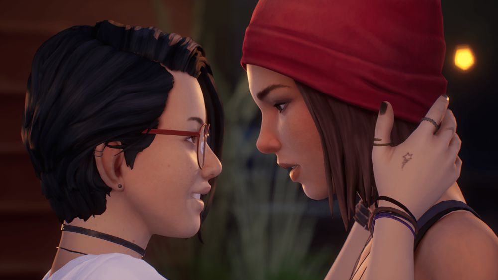 Alex and Steph from Life is Strange True Colors embrace each other 