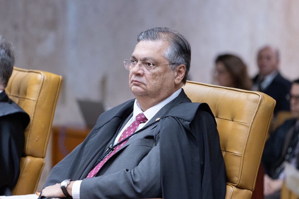 Dino critica demora no cumprimento da decisão do STF contra o orçamento secreto e marca nova audiência