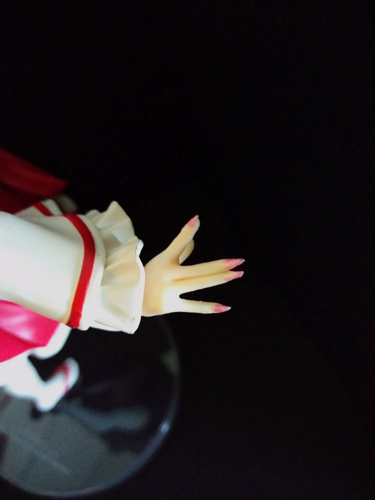 細かいとこまで塗装されてるのは好感．
若干雑いが…