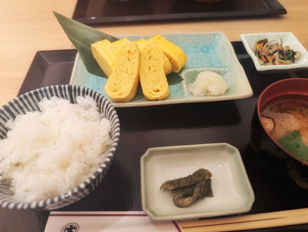 昨日の晩ご飯
出汁巻き卵定食