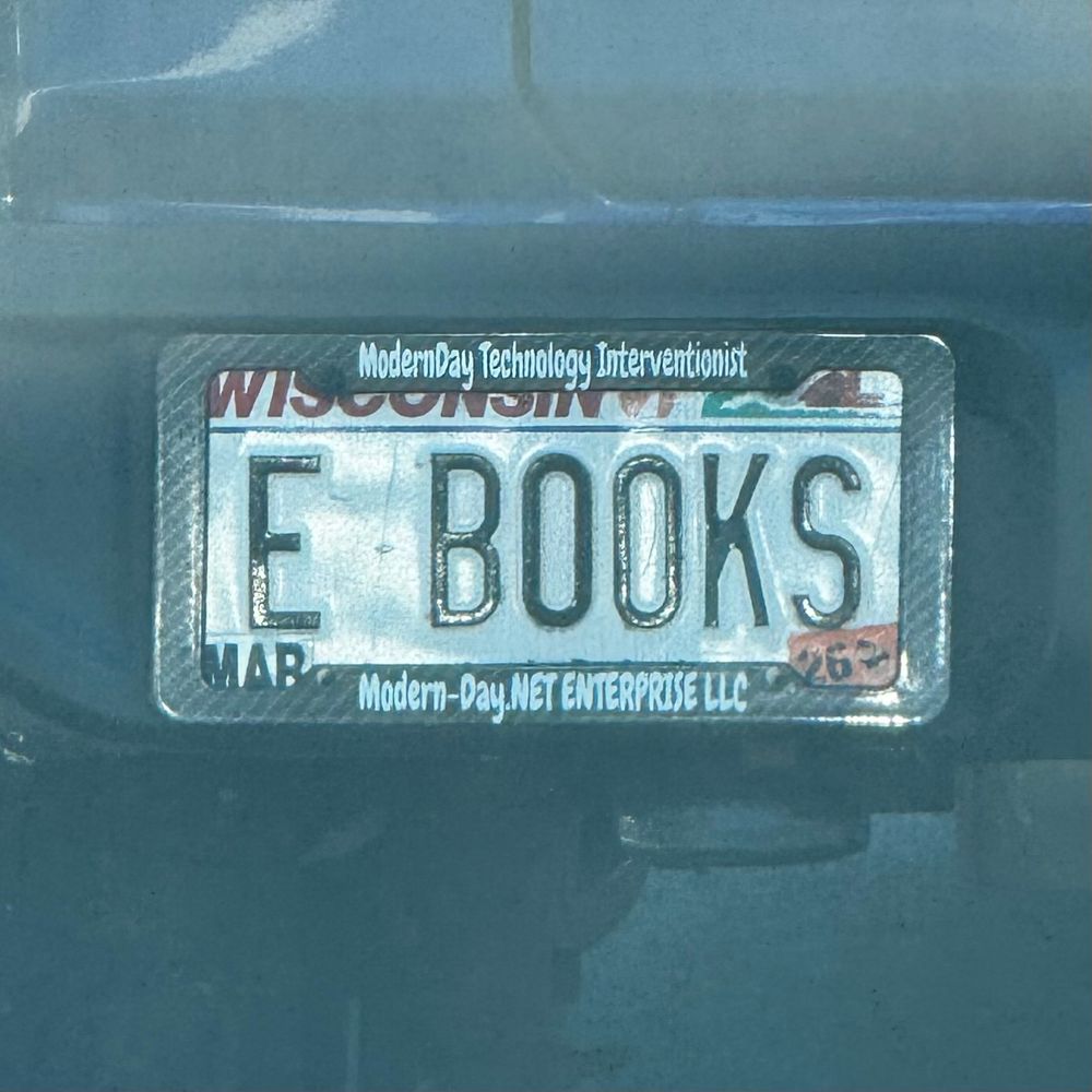 a vanity plate that says “E BOOKS”