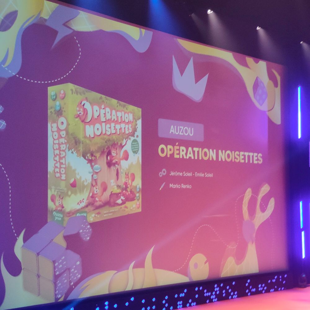 Photo de l'écran de la cérémonie affichant le vainqueur !