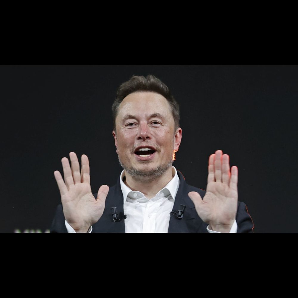 Elon Musk claims Twitter login requirement just 'temporary'