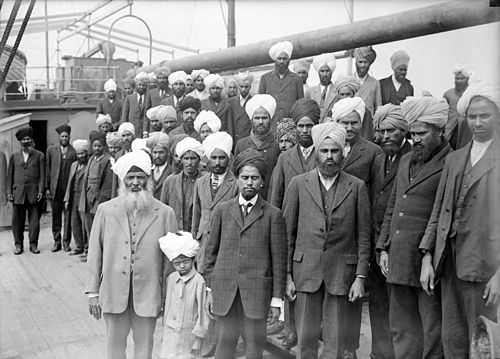 A photo of the passengers on board the Komagatu Maru including front row Gurdit Singh