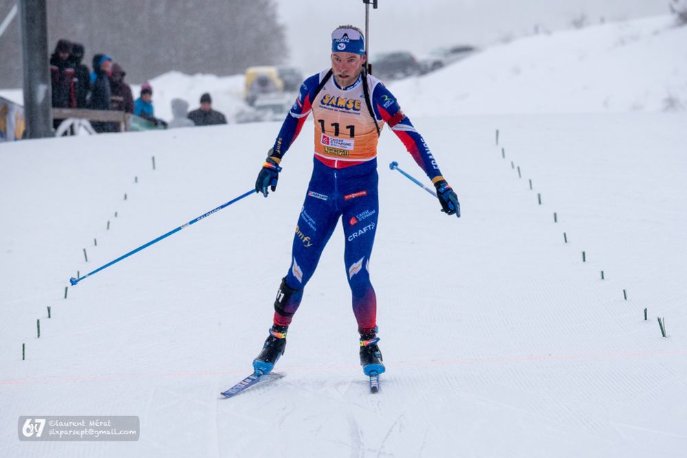 Antonin Guigonnat (Ski-club Morzine-Avoriaz), membre de l'équipe de France de biathlon - 4 janvier 2025 au stade nordique des Tuffes, Prémanon, France, durant le "Samse National Tour" de biathlon