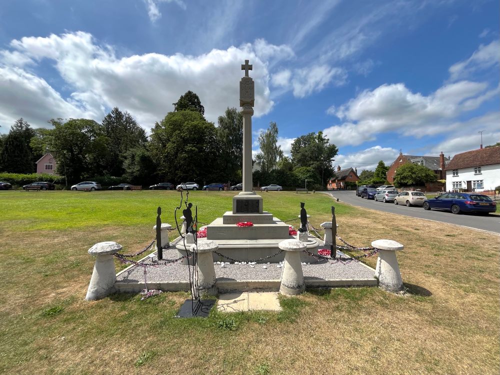 Finchingfield war memorial.