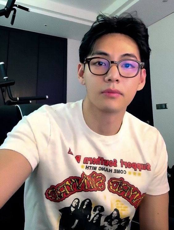 bts taehyung 