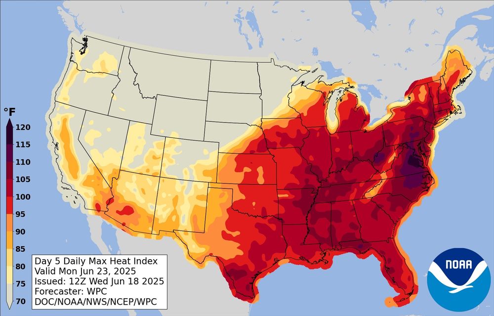 A weather map of the USA for Monday, June 23, showing a heat index above 35°C forecast from Houston to Chicago, and Maine to Florida. 