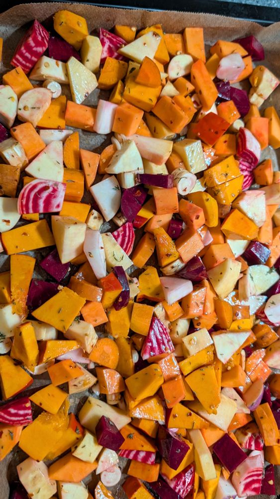 Buntes Gemüse klein geschnitten, Top Shot 