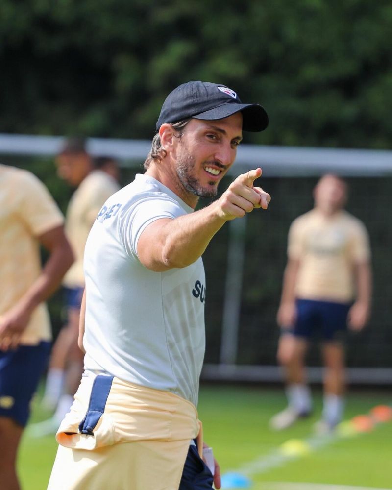 Pressão externa contra sabotadores da Barra Funda cresce e há recuo em ataques internos de Zubeldia - 🔴⚪⚫saopaulo.blog