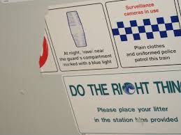 At night, rave near the guard's compartment naked with a blue light. 