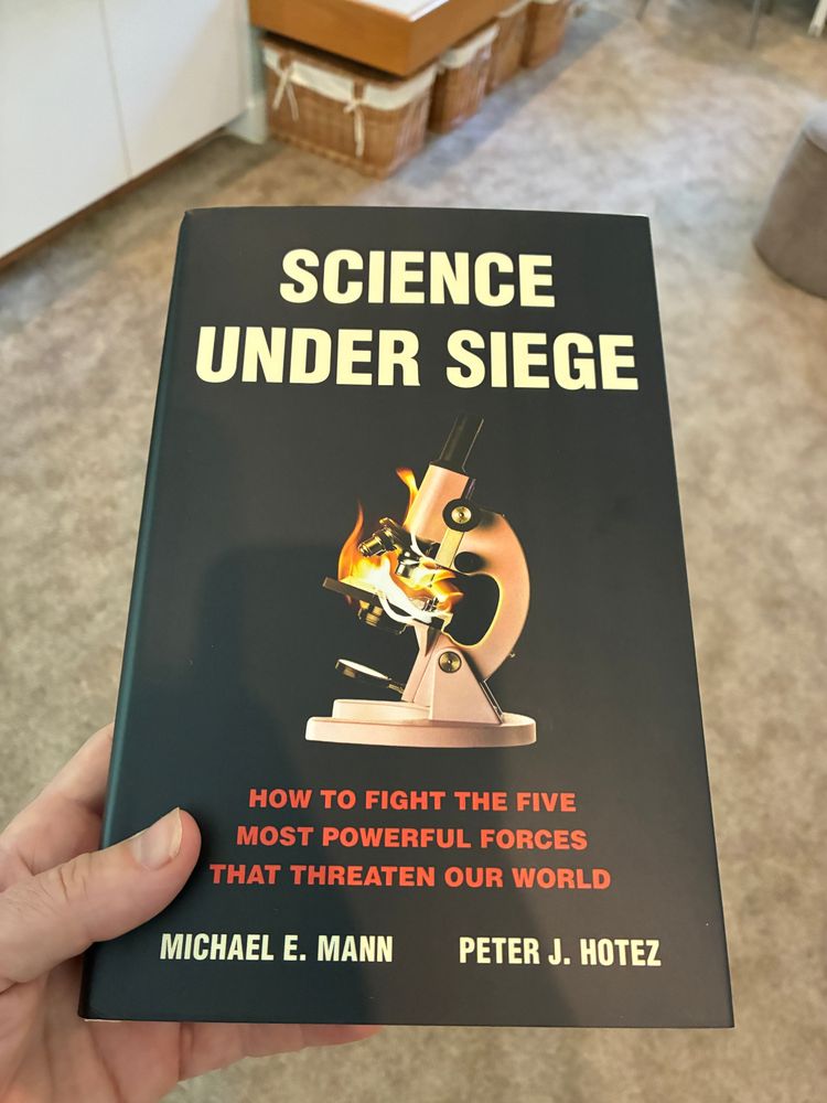 Front cover of 'science under siege"