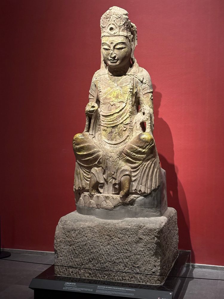 Serenely beautiful Tang bodhisattva, almost certainly Maitreya. 