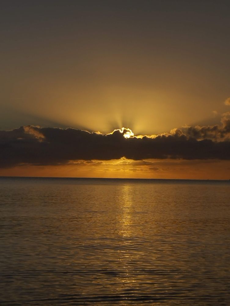 Couché de soleil île de la réunion 