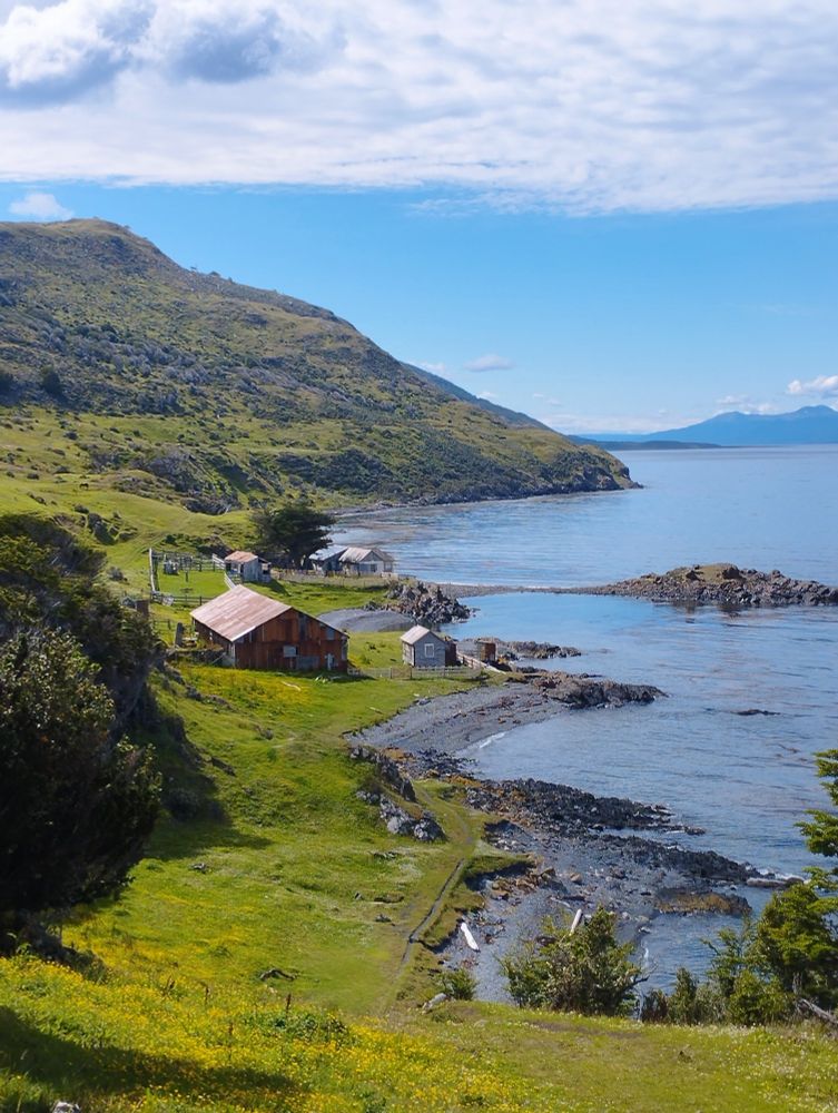 Picture of Estancia El Túnel on the coast of the Beagle canal