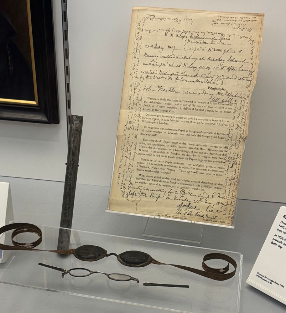 Franklin note and goggles