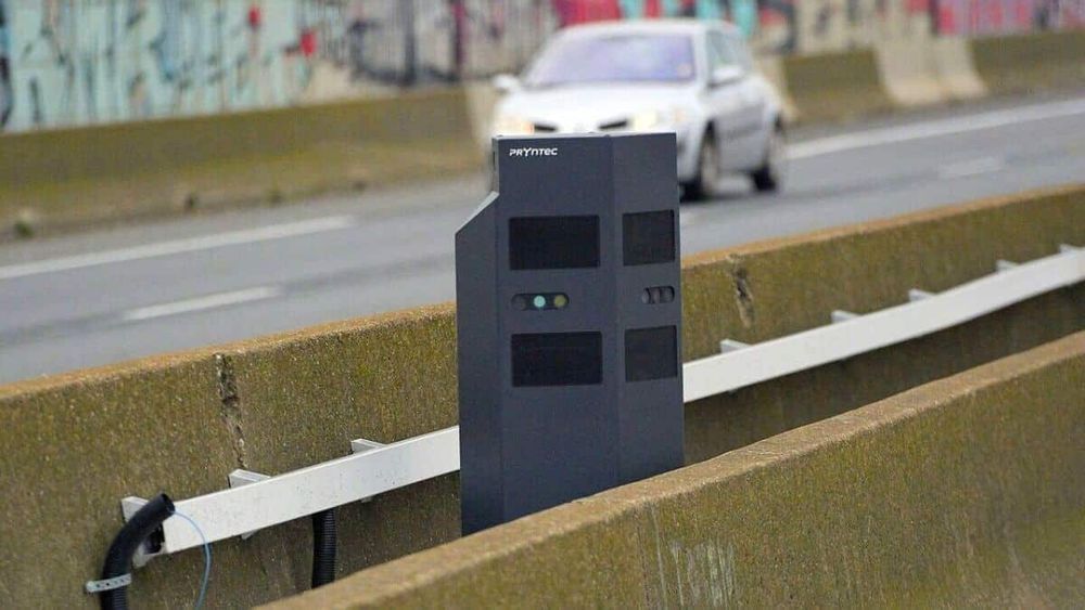 Hydra , a latest-generation acoustic radar. 