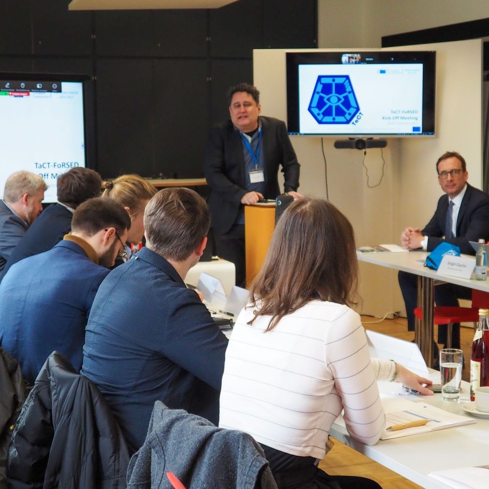 Political scientist Professor Oliver Hidalgo coordinates the Europe-wide network and welcomes participants from all over Europe to the University of Passau.