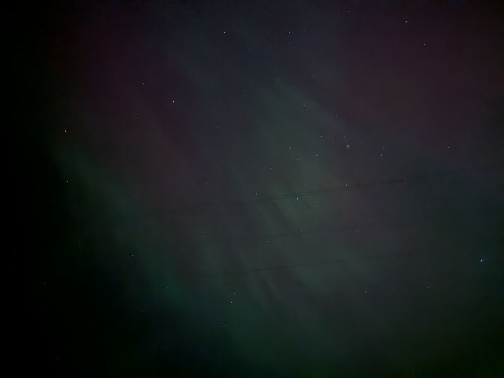 Another shot of the green and pink aurora