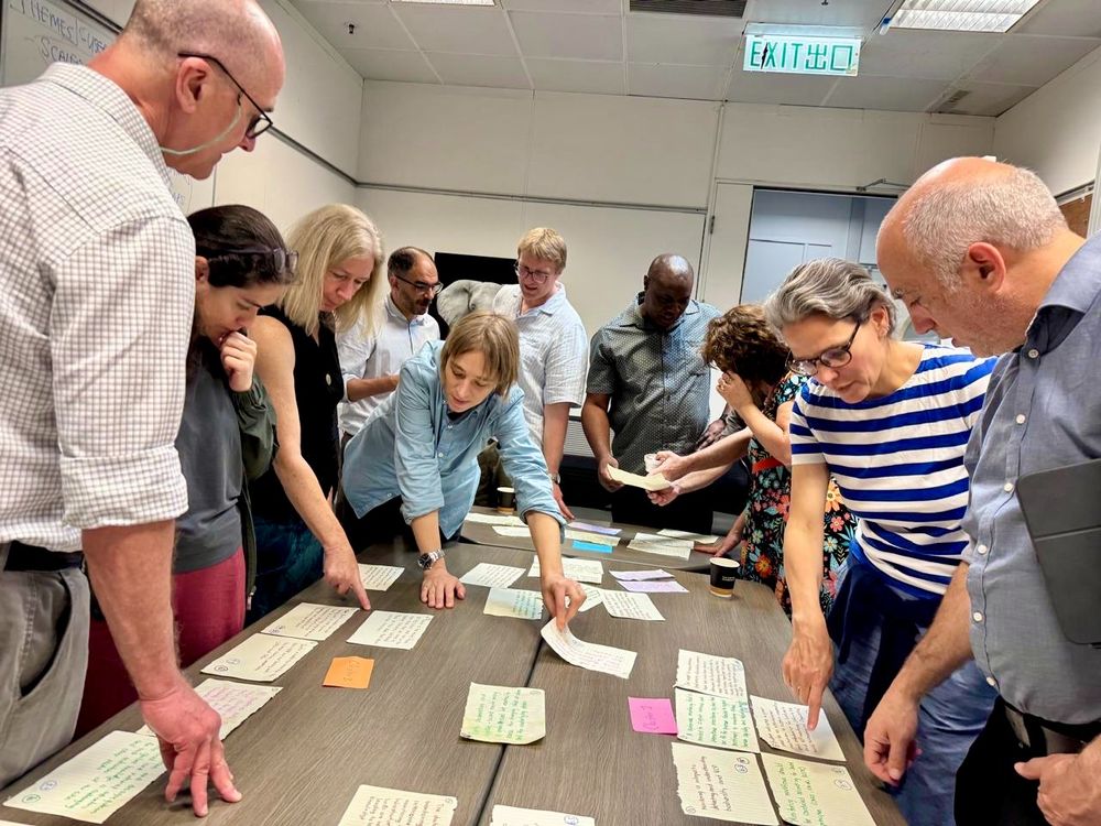 Expert authors of the assessment working on identifying the key messages of the Summary for Policy Makers.