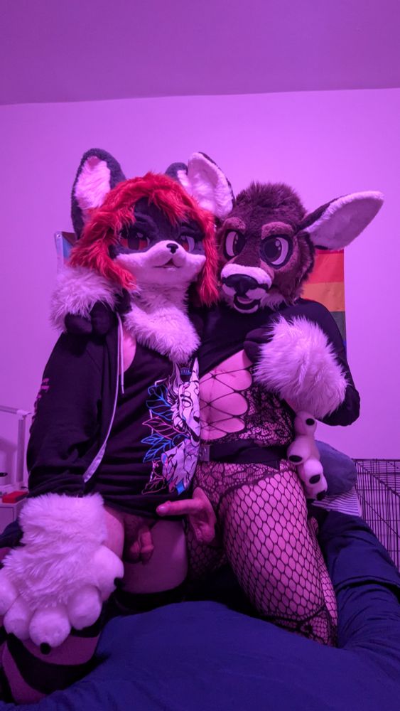 Me and @astronubhub on my bed with our dicks out