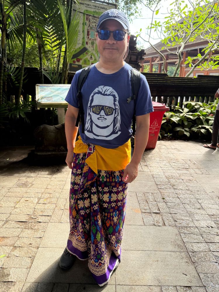Willy Styles visiting Pura Tirta Empul on his off-day