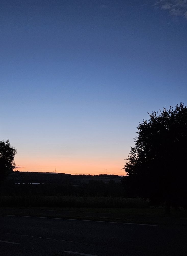 Sonnenaufgang, orangefarbenen Horizont