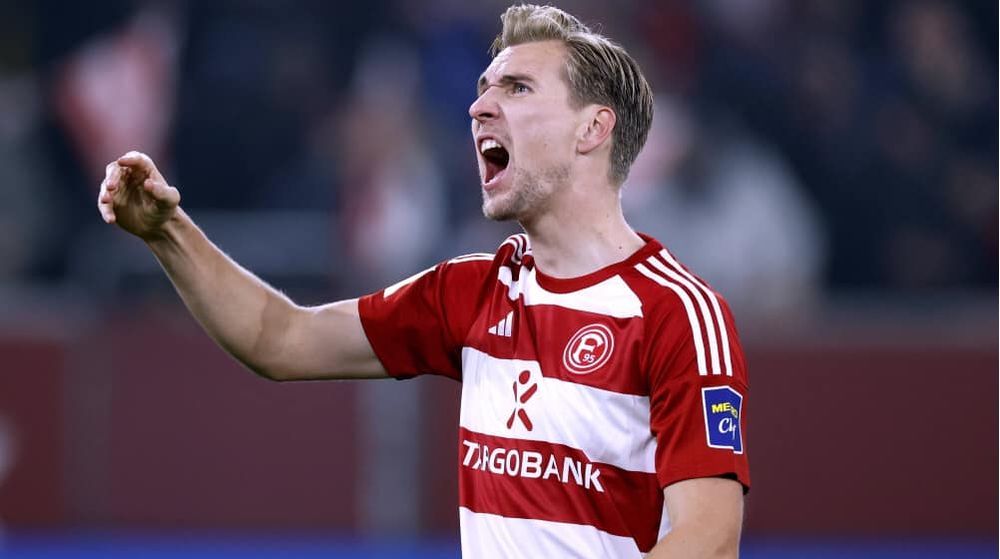 Vincent Vermeij playing for Fortuna Dusseldorf