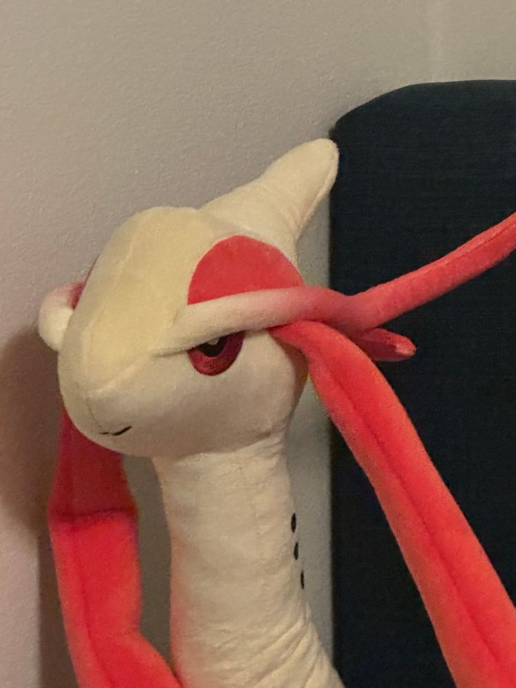 MILOTIC PLUSH >:0