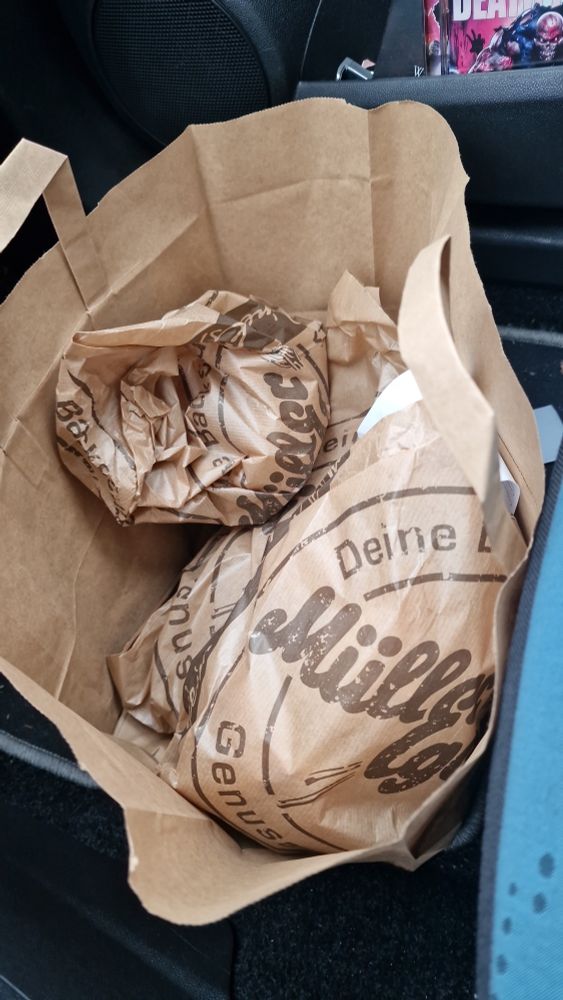 Eine Türe voller Backwaren