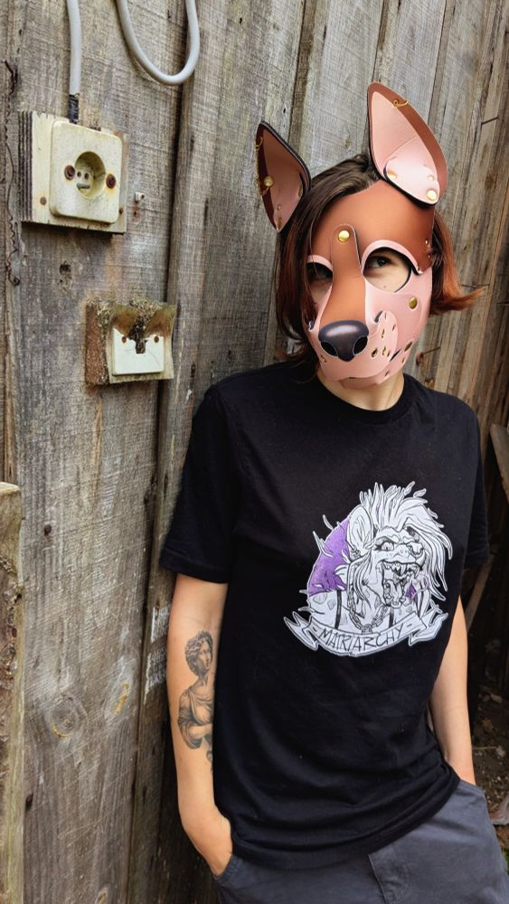 Picture of Toboe wearing her GrungeBunny hood and a t-shirt designed by Mlice