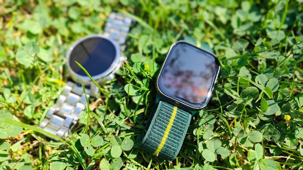 Moto Watch Fit