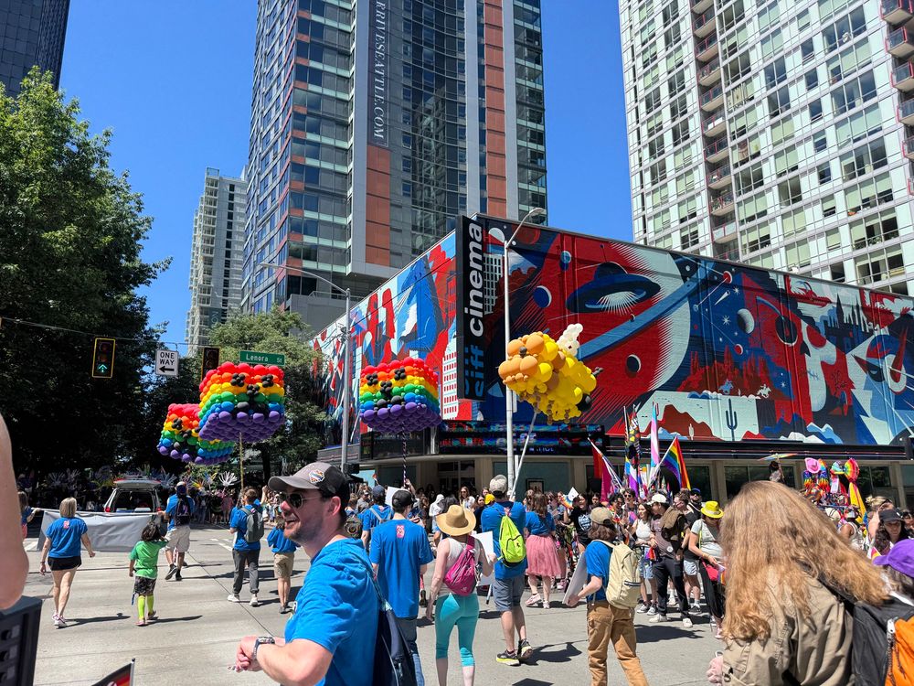Creeper balloons in front of the cinerama 