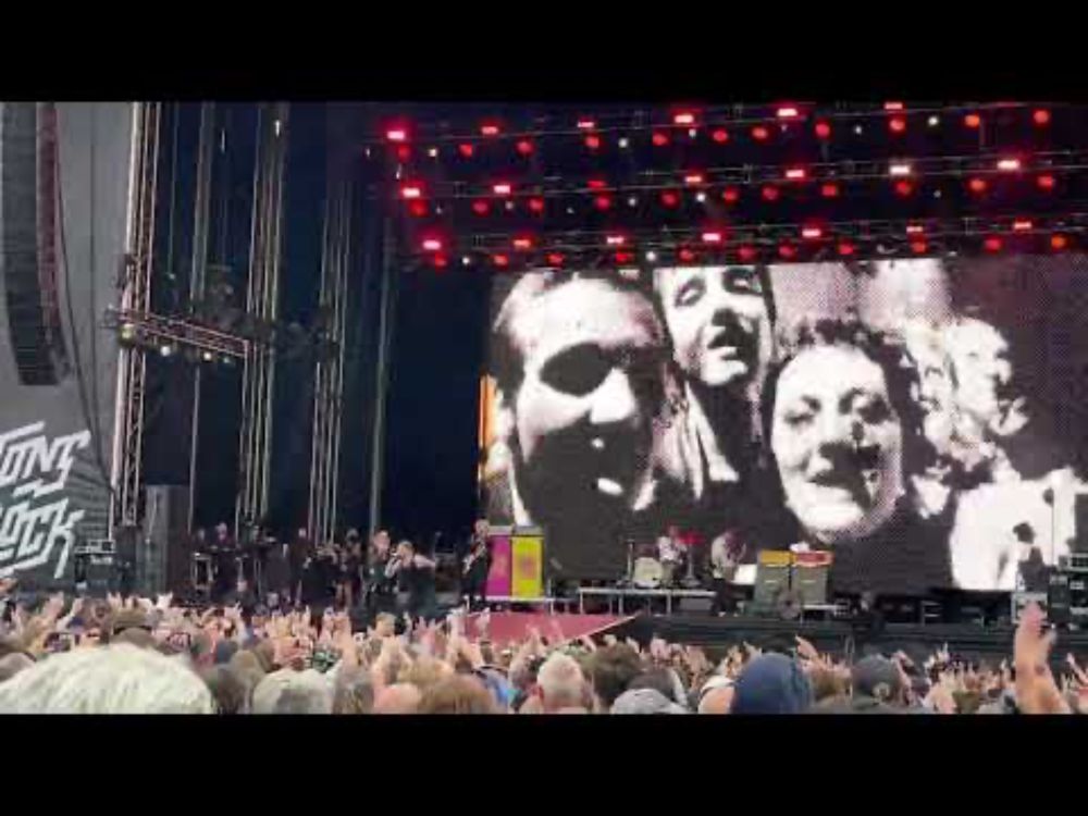 Sex Pistols (With Billie Joe Armstrong) - Anarchy in the U.K | Tons of Rock 2025