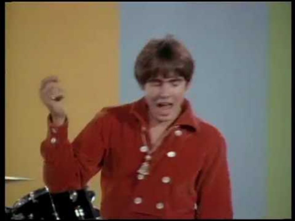 The Monkees - Daydream Believer (Official Music Video)