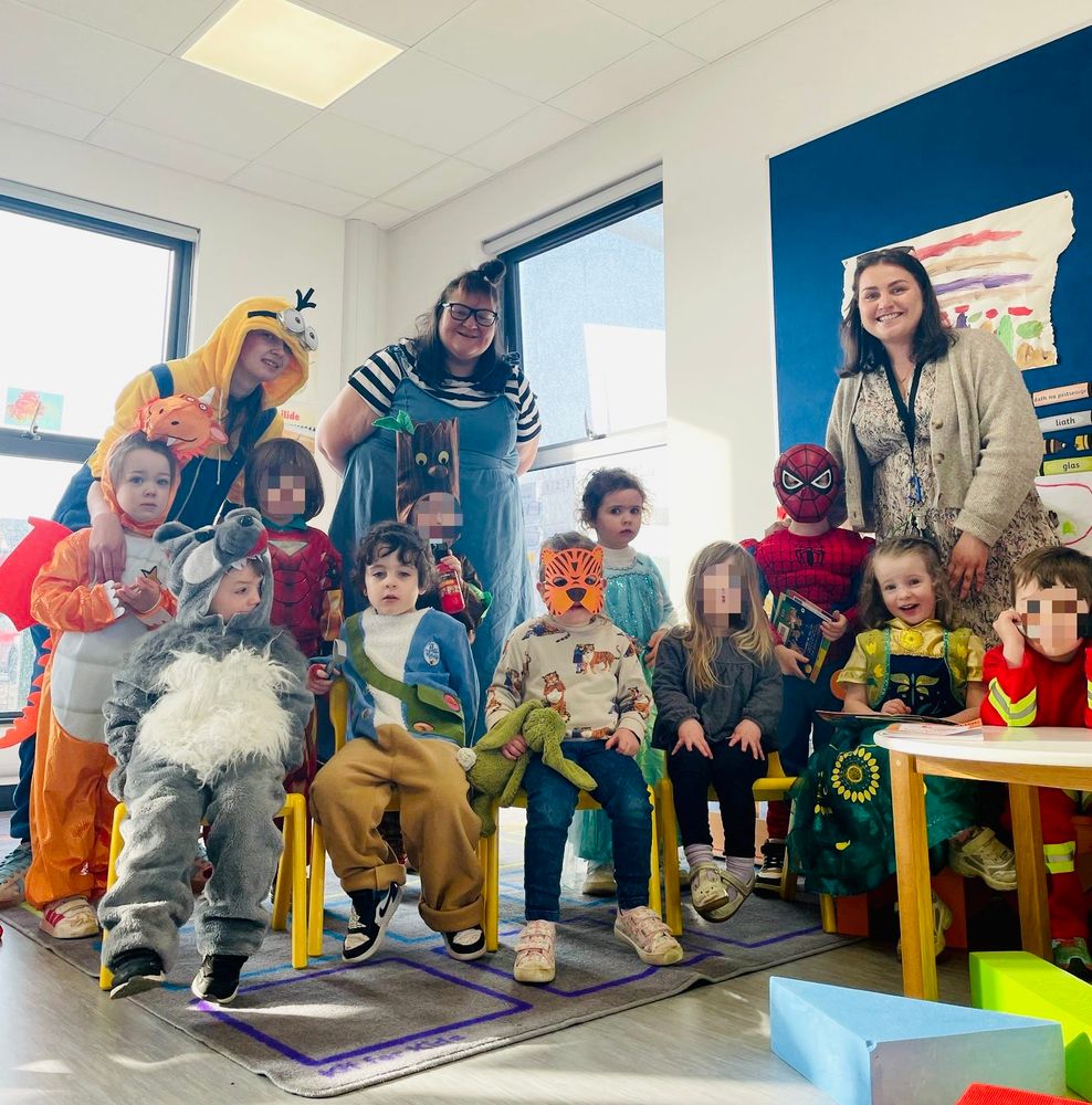 The Naíscoil kids and teachers dressed up for World Bool Day