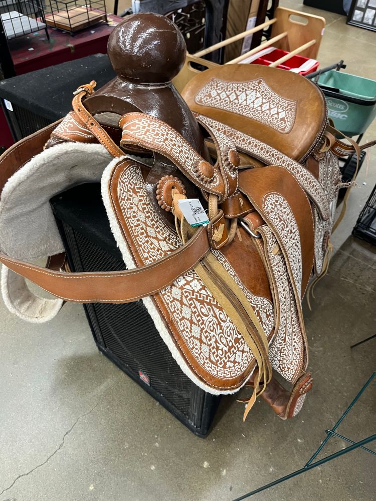 Horse saddle