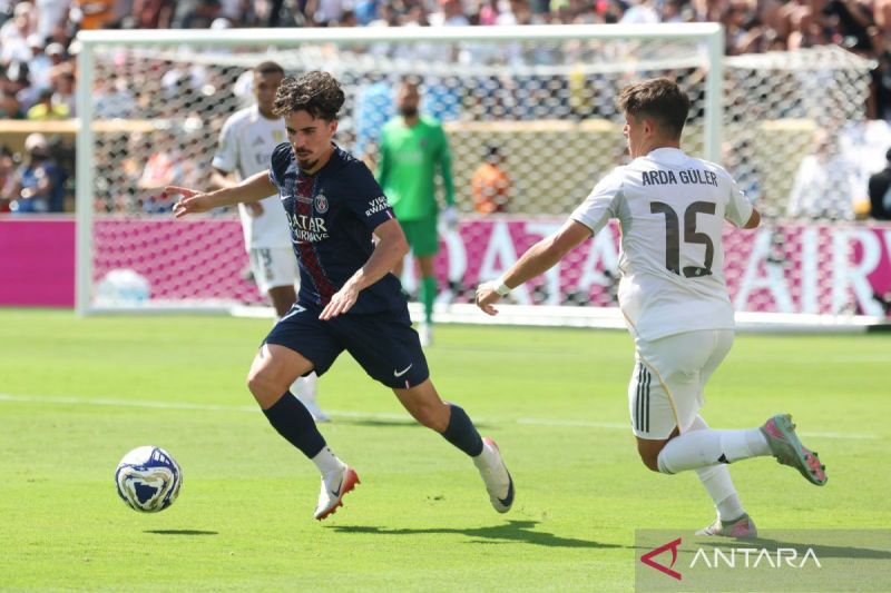Real Madrid minta tunda laga perdana, La Liga menolak