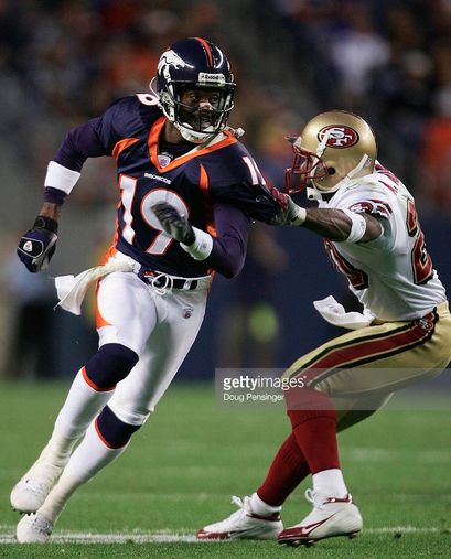 Jerry Rice running a route for the Denver Broncos, against his former team the San Francisco 49ers