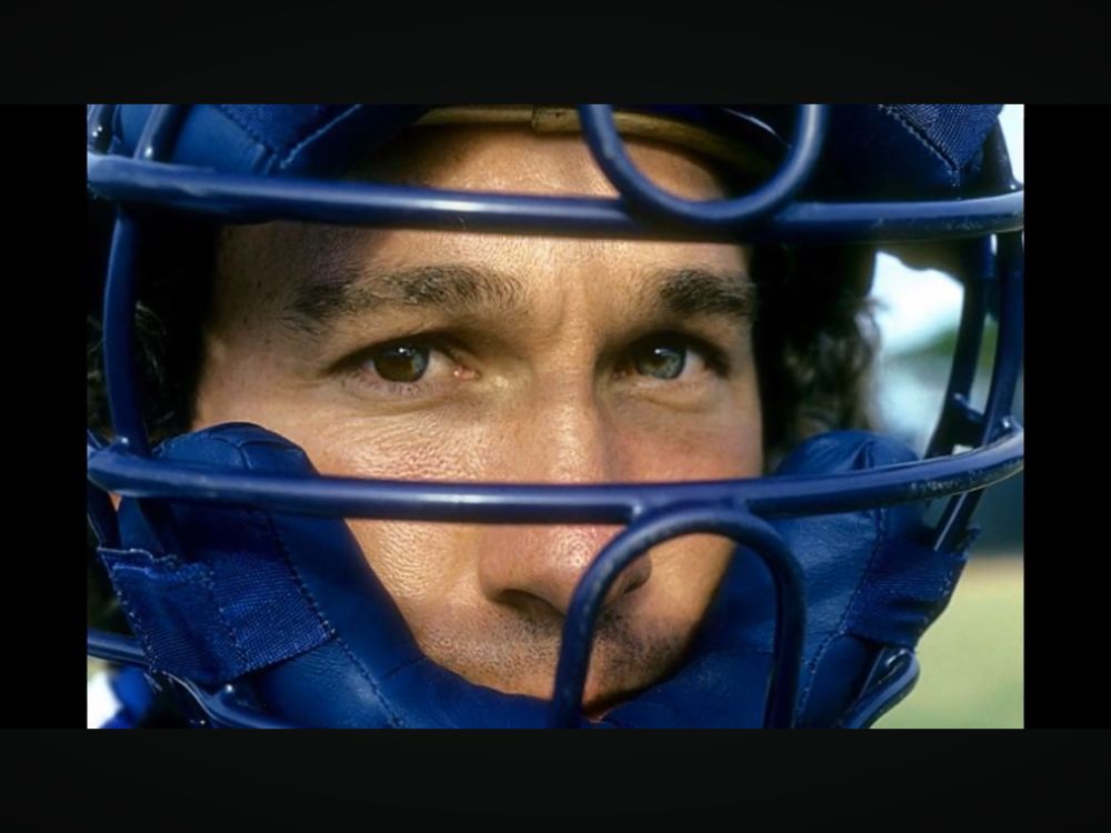 Baseball Catcher
Closeup with mask, looking directly at you
#8 for the Montreal Expos
Hall Of Fame
Gary Carter
