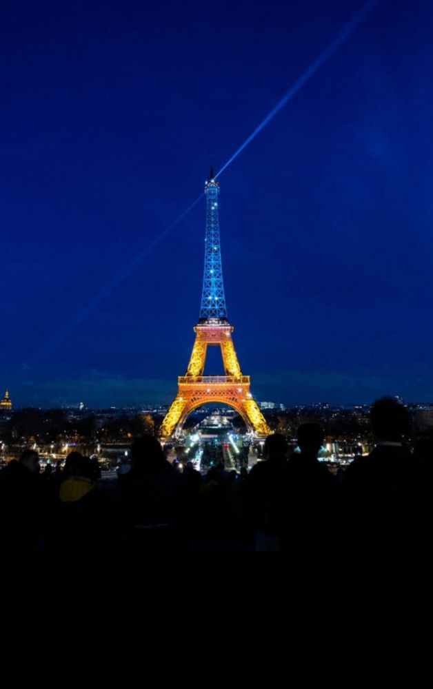 Eiffel Tower lit up in Ukrainian colours