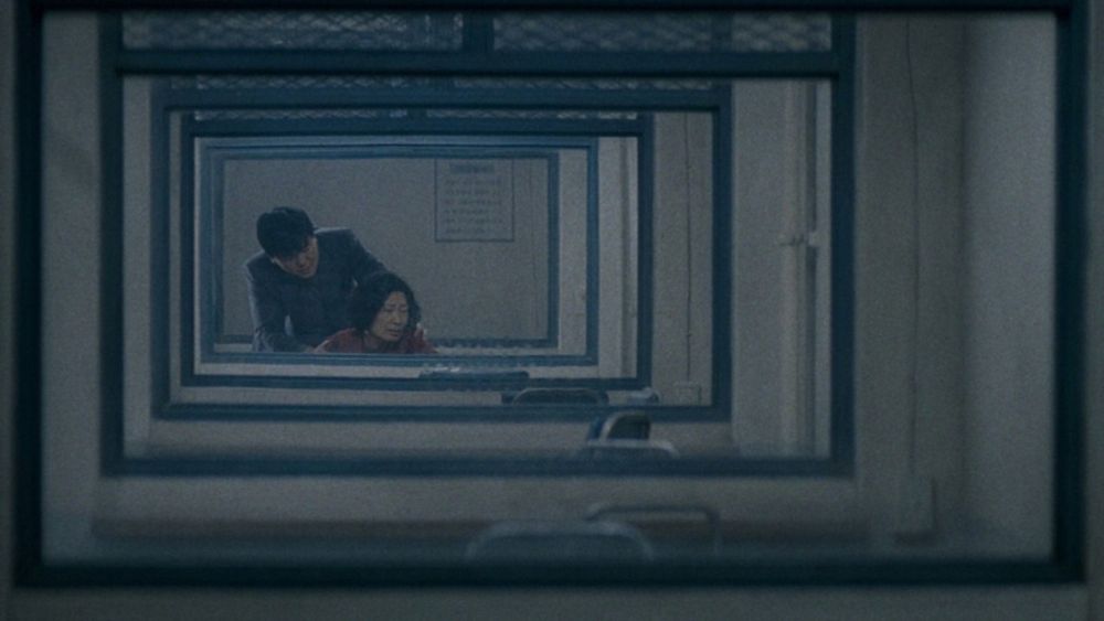 A ★★★★★ review of Mother (2009)