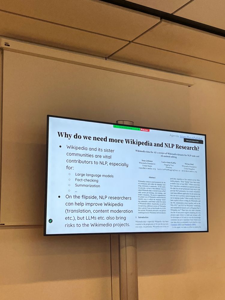 On the interplay between Wikipedia and NLP