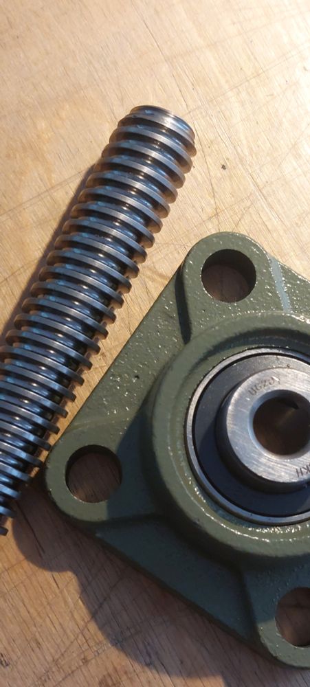 Trapezoidal Spindle & Flange bearings