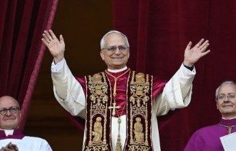 教皇レオ14世の就任。