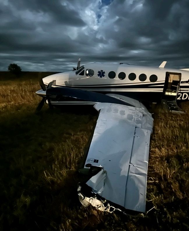 Accident Beechcraft B200 King Air N102DB, Tuesday 17