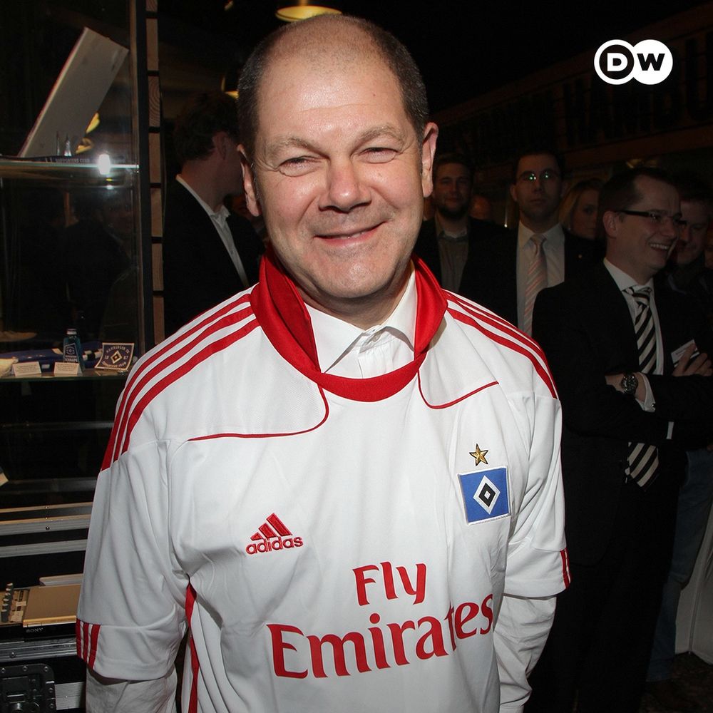 brechmittel olaf in hsv trikot