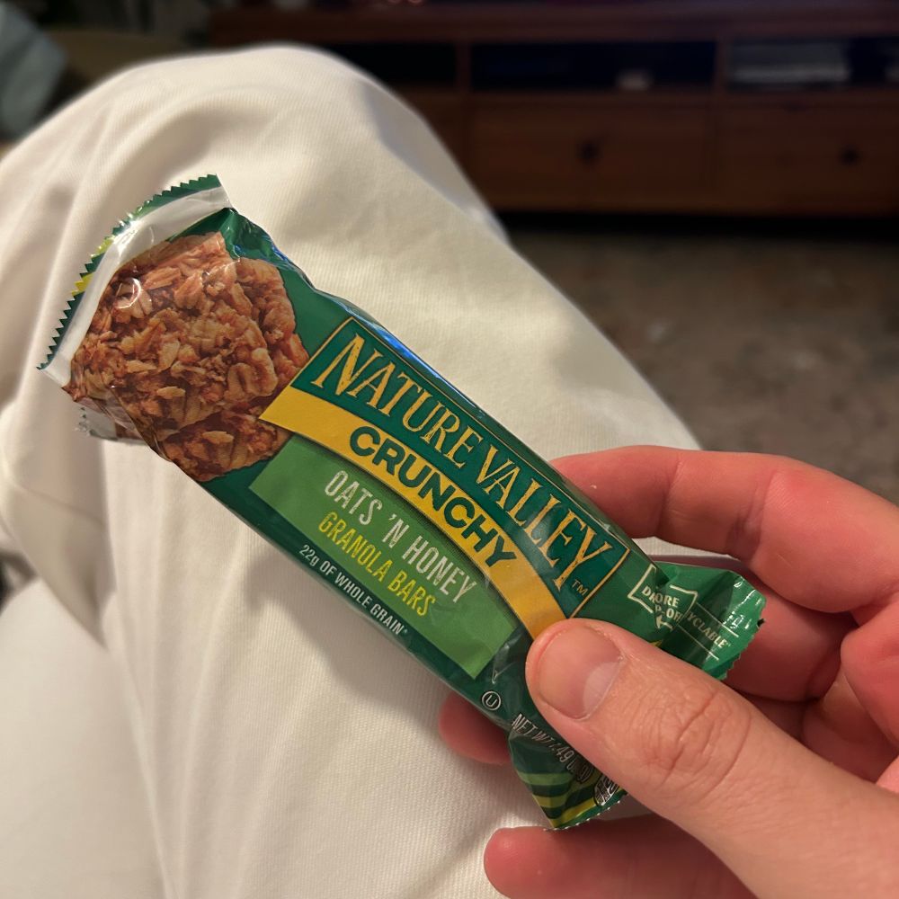 A nature valley crunchy oats n honey granola bar