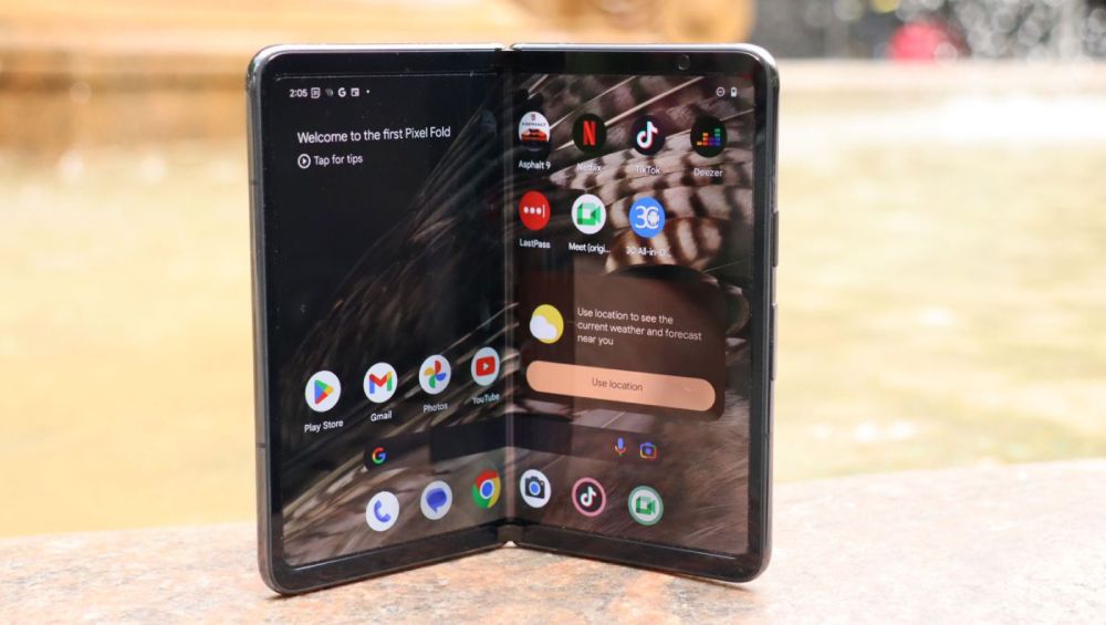 Google Pixel Fold review: Google nails the foldable experience in all the best ways