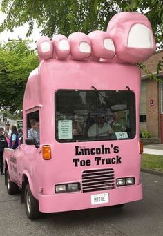 A pink foot truck 